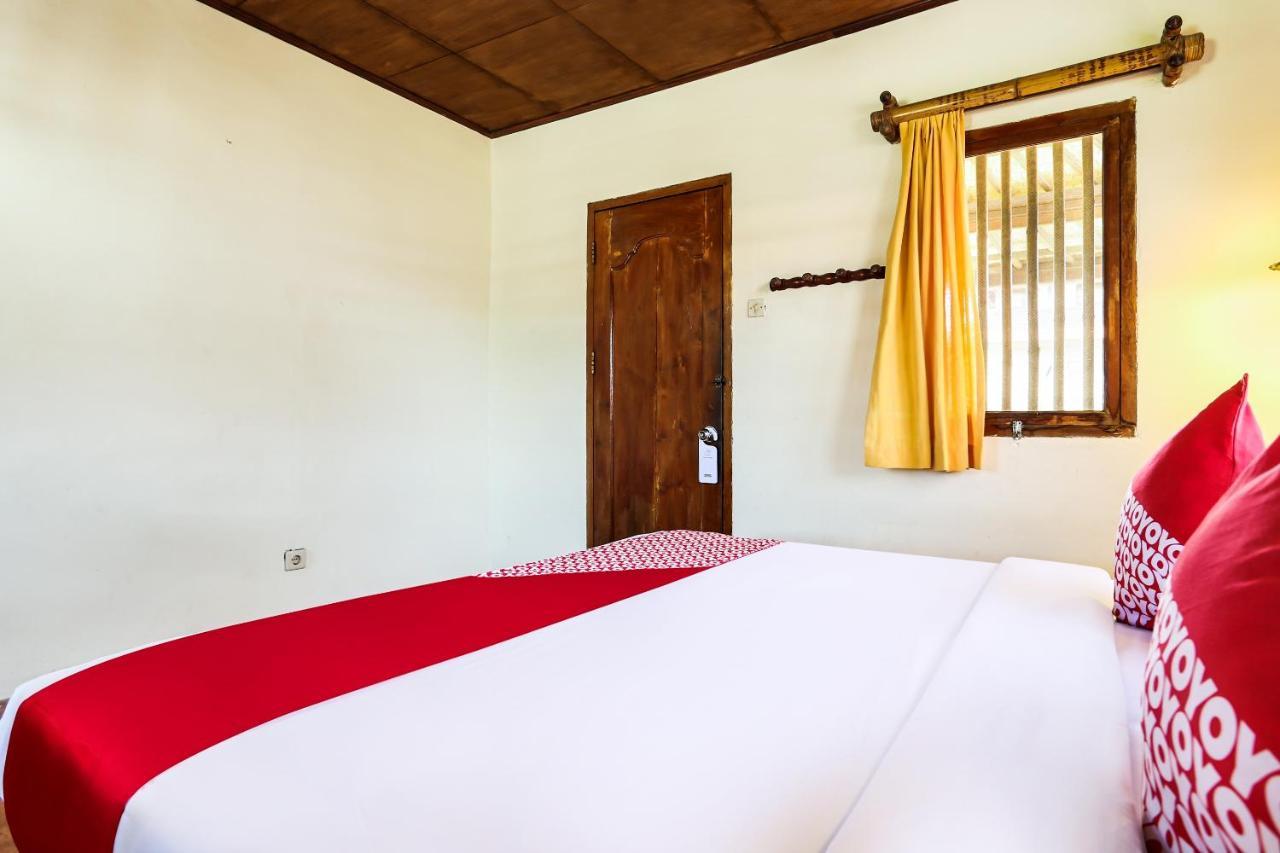 Oyo 90893 Mimpi Bungalows Кута Екстер'єр фото